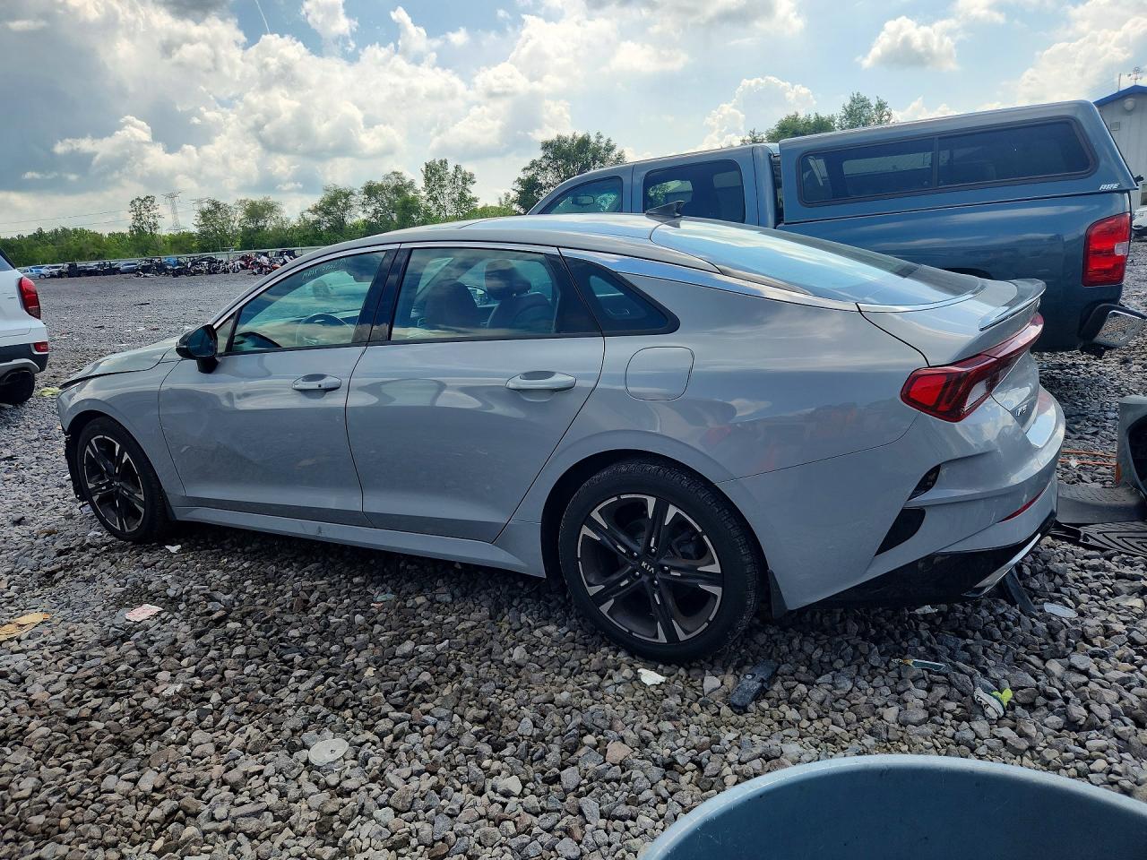 2021 KIA K5
