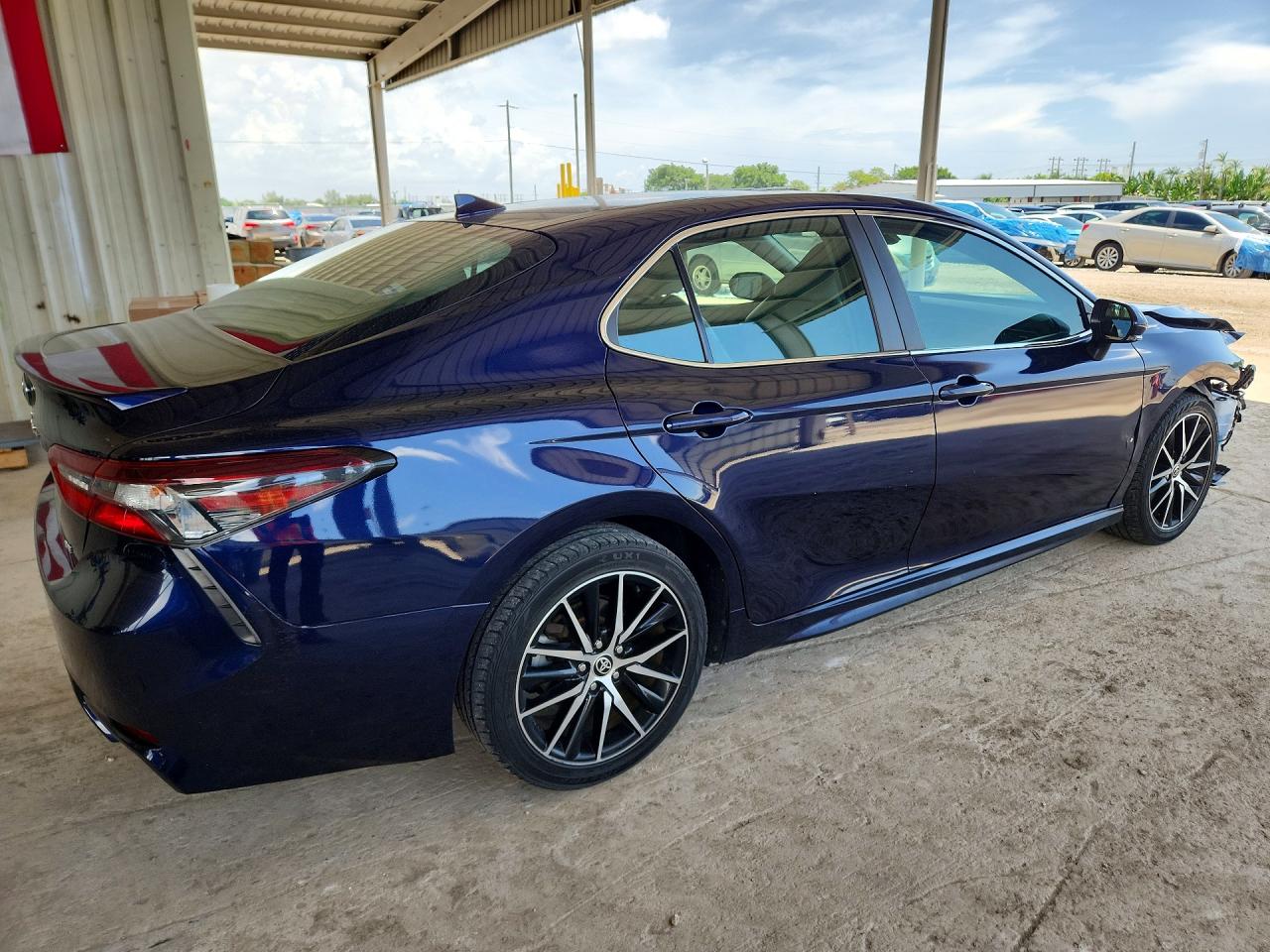 2022 TOYOTA CAMRY