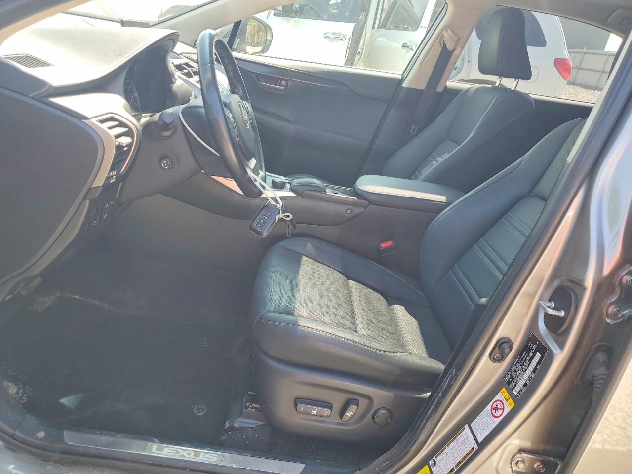 2016 LEXUS NX