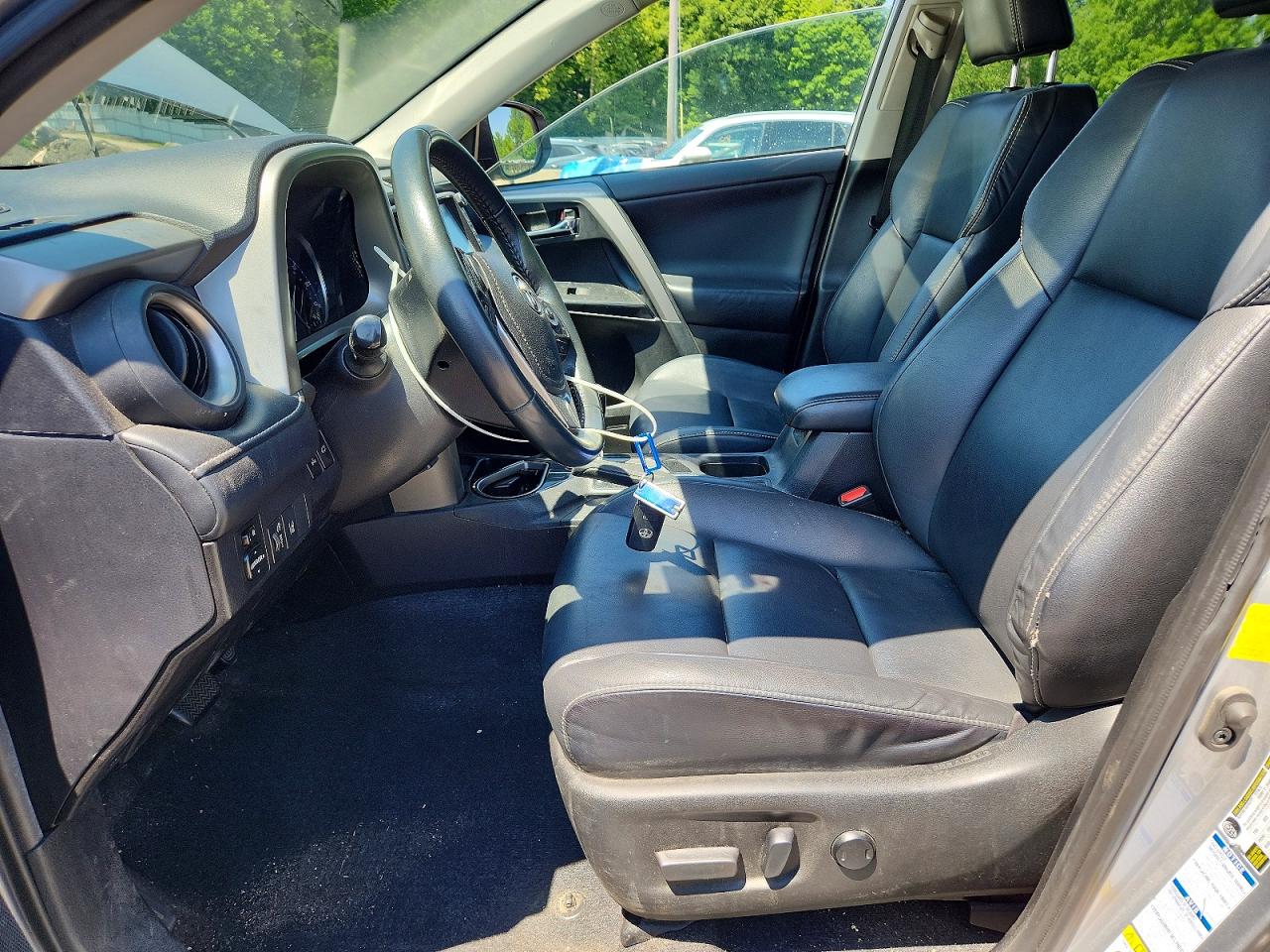 2017 TOYOTA RAV4