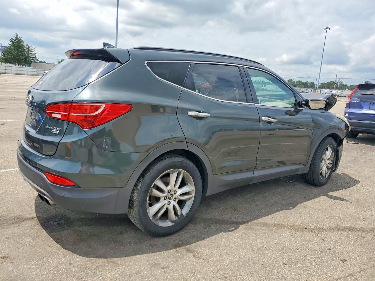 2013 HYUNDAI SANTA FE