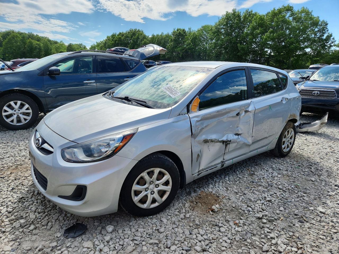 2014 HYUNDAI ACCENT