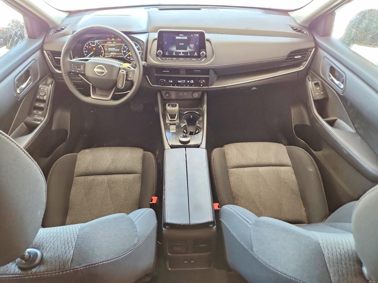 2025 NISSAN ROGUE