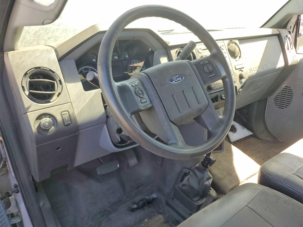 2017 FORD F650