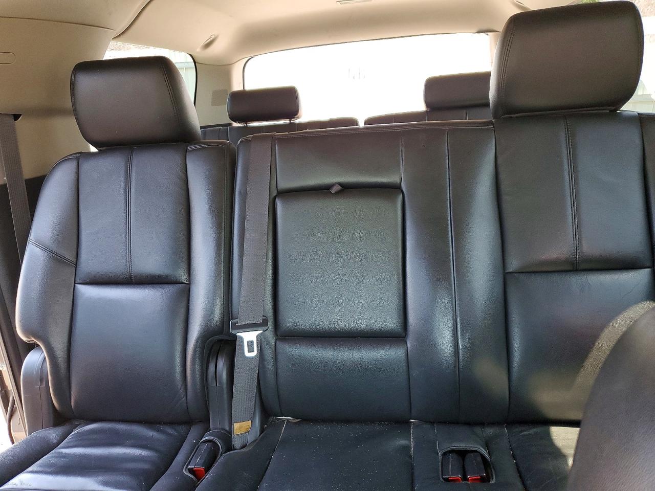 2012 CHEVROLET SUBURBAN