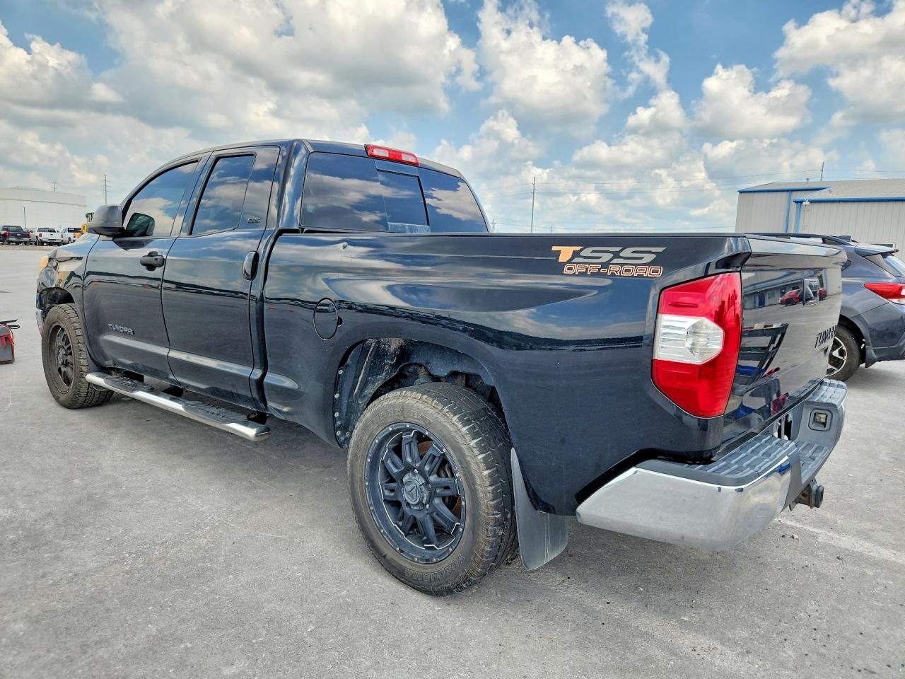 2014 TOYOTA TUNDRA