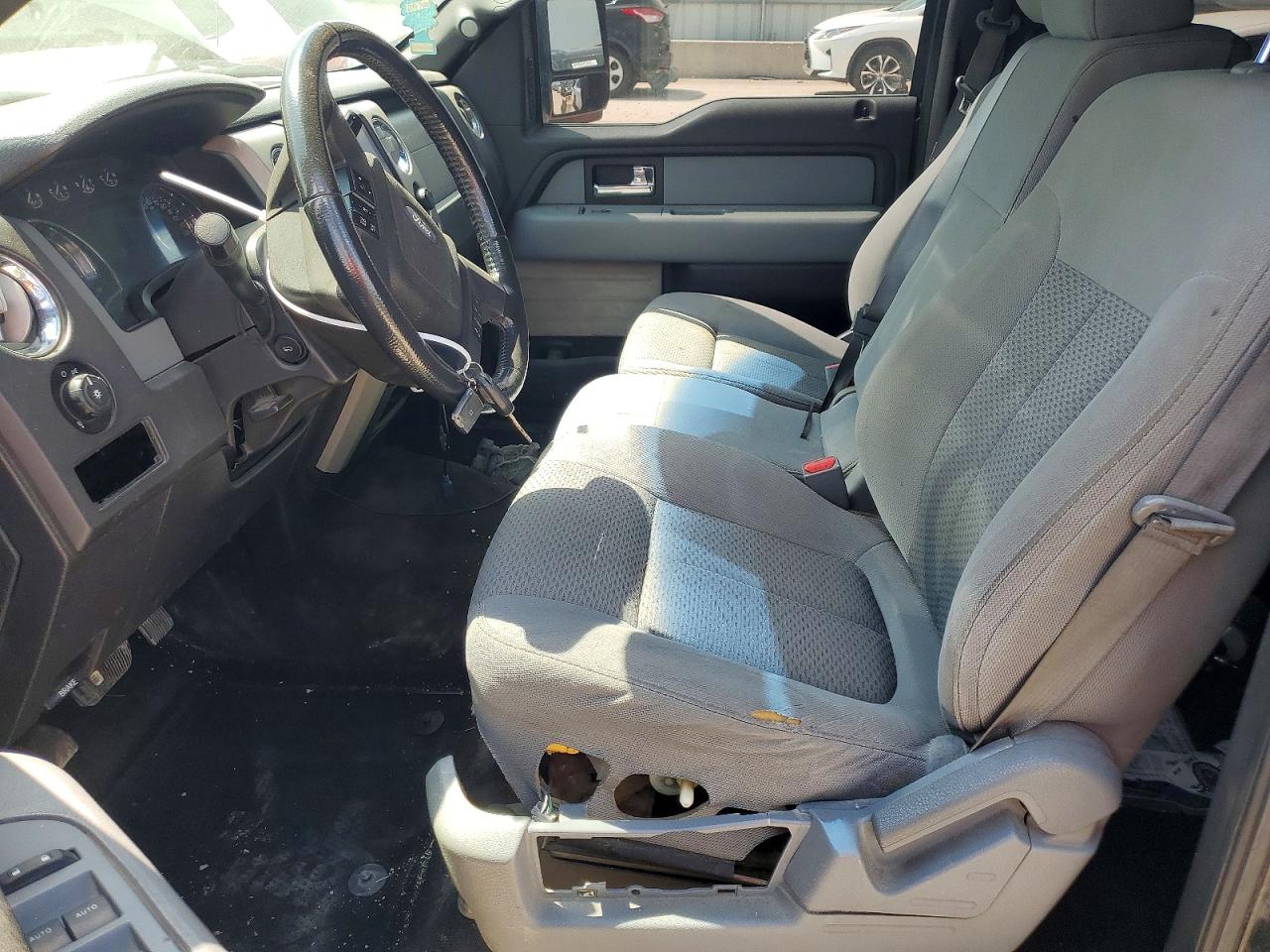 2012 FORD F150