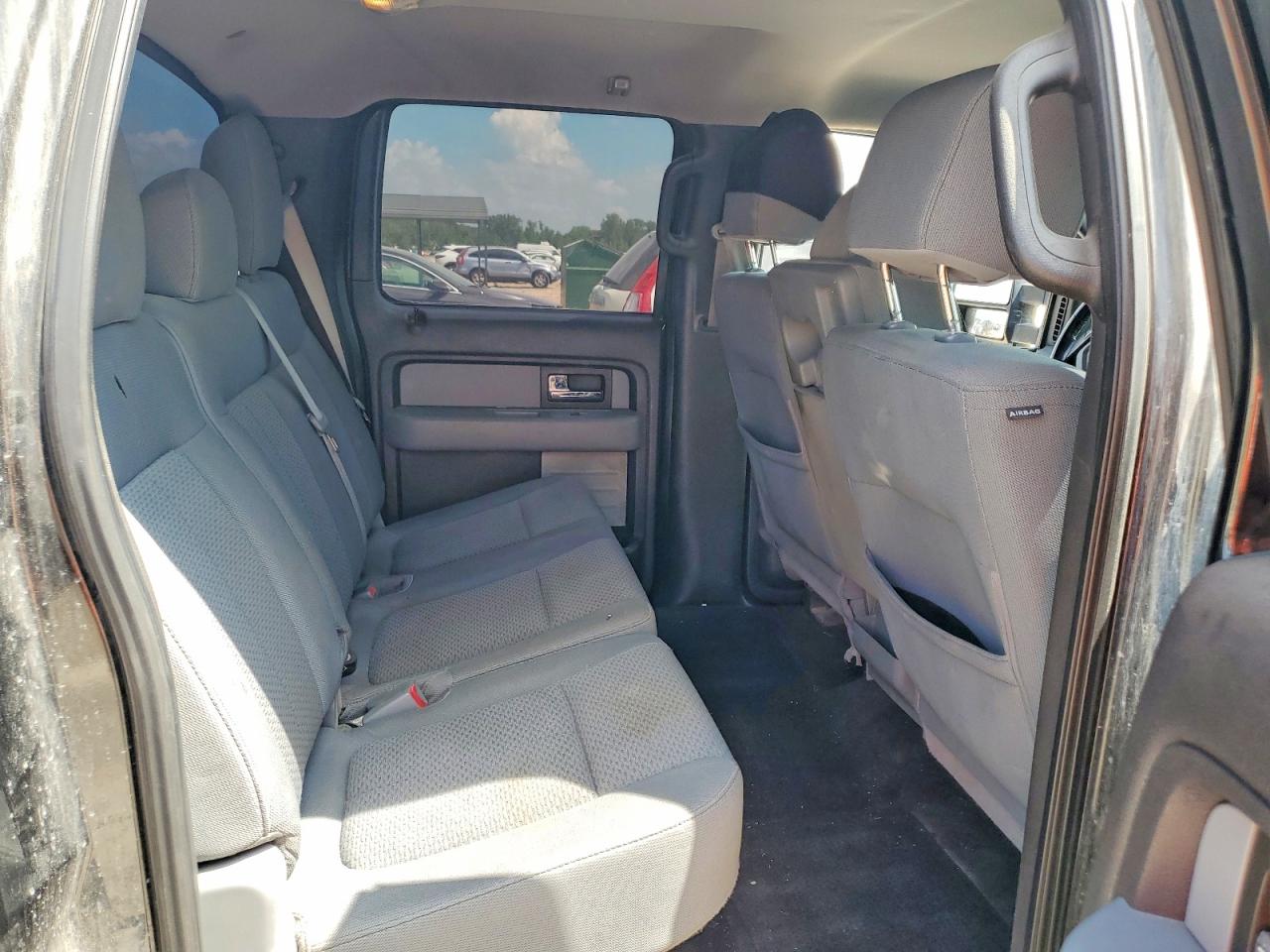 2012 FORD F150