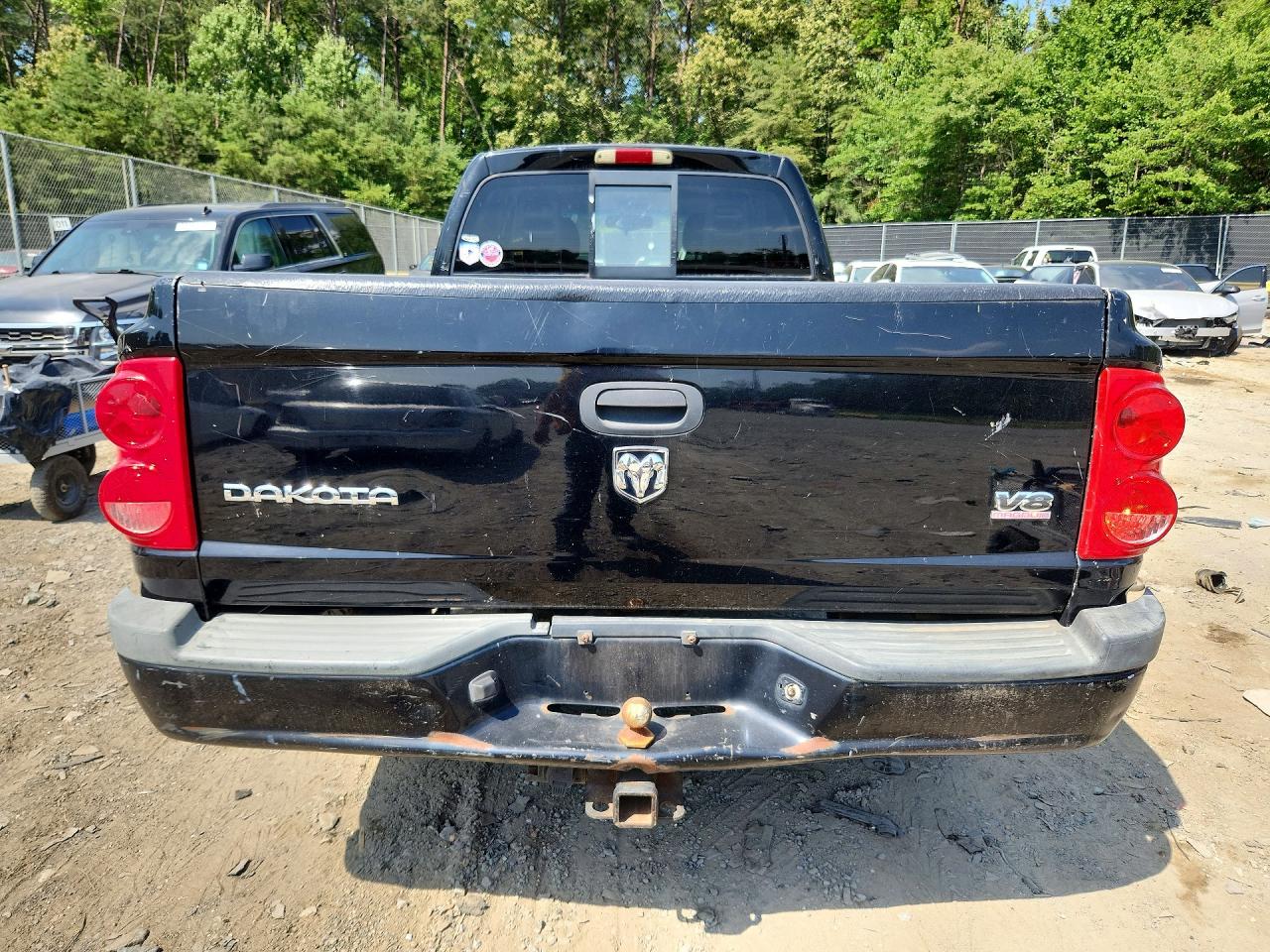2005 DODGE DAKOTA