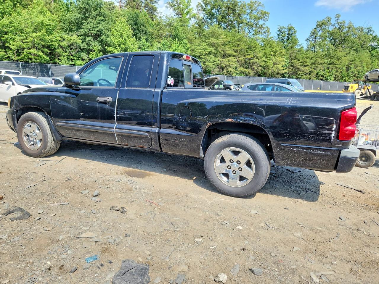 2005 DODGE DAKOTA