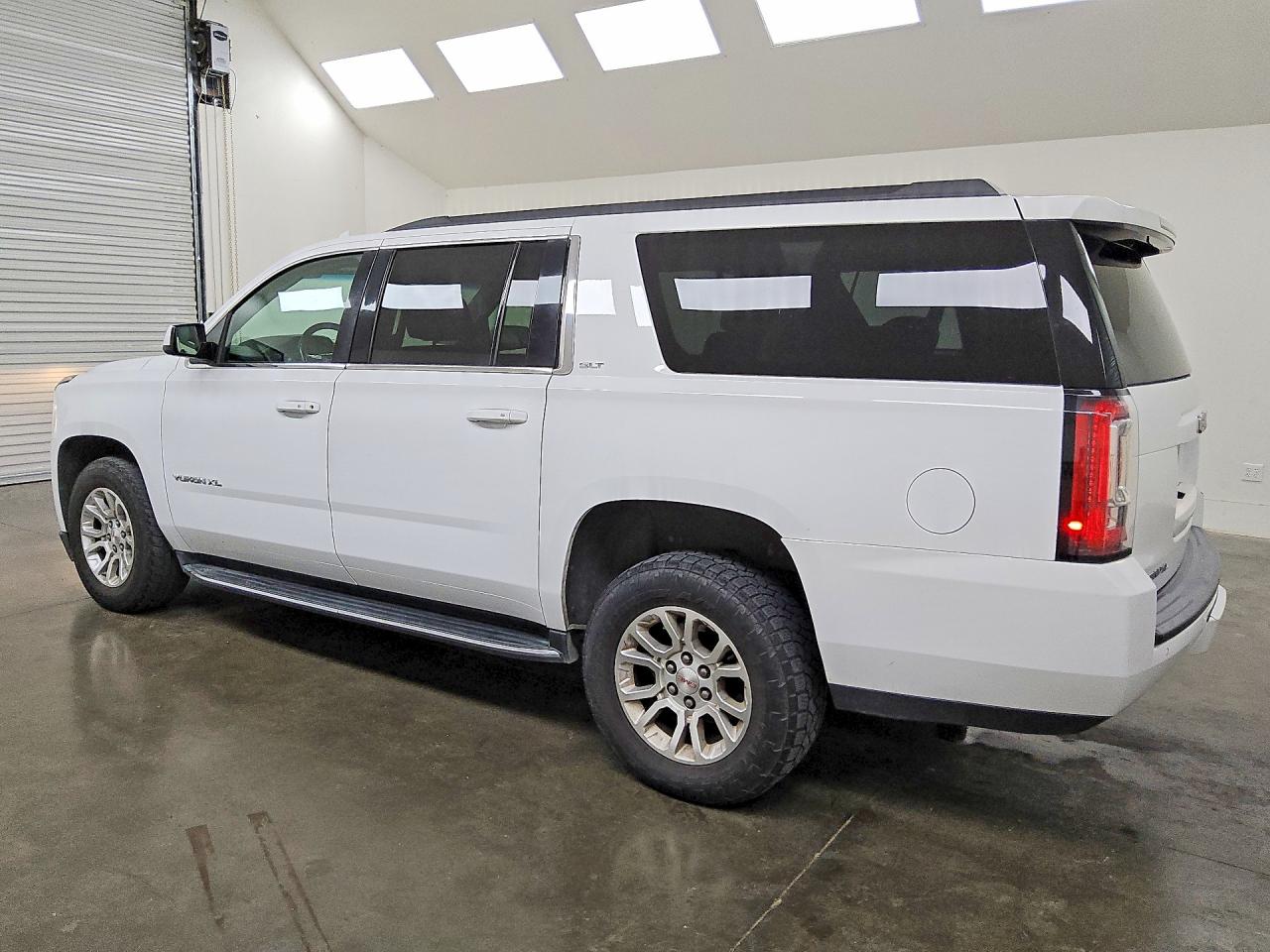2019 GMC YUKON