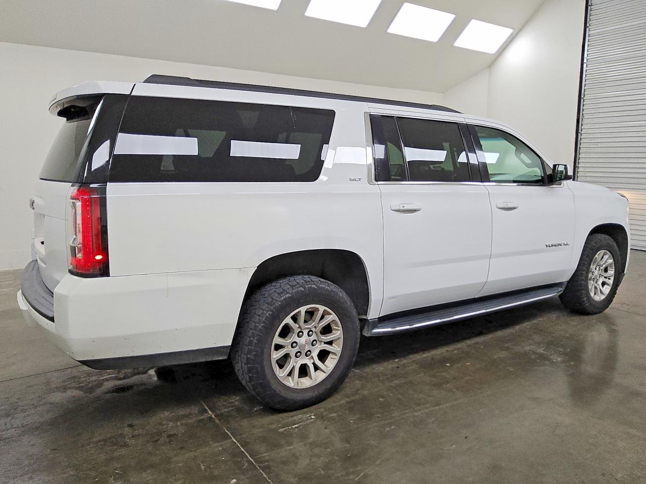 2019 GMC YUKON