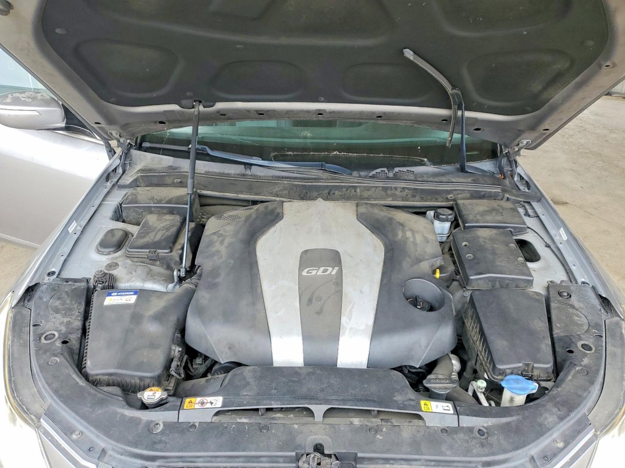 2012 HYUNDAI GENESIS