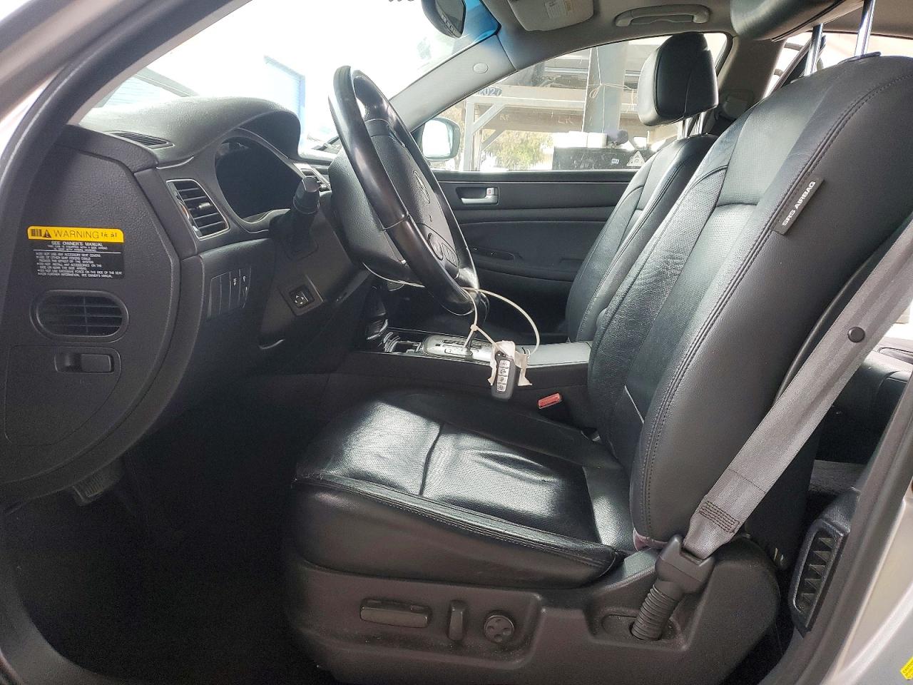 2012 HYUNDAI GENESIS