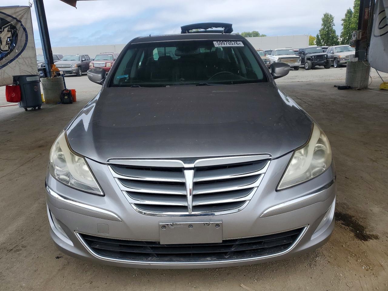 2012 HYUNDAI GENESIS