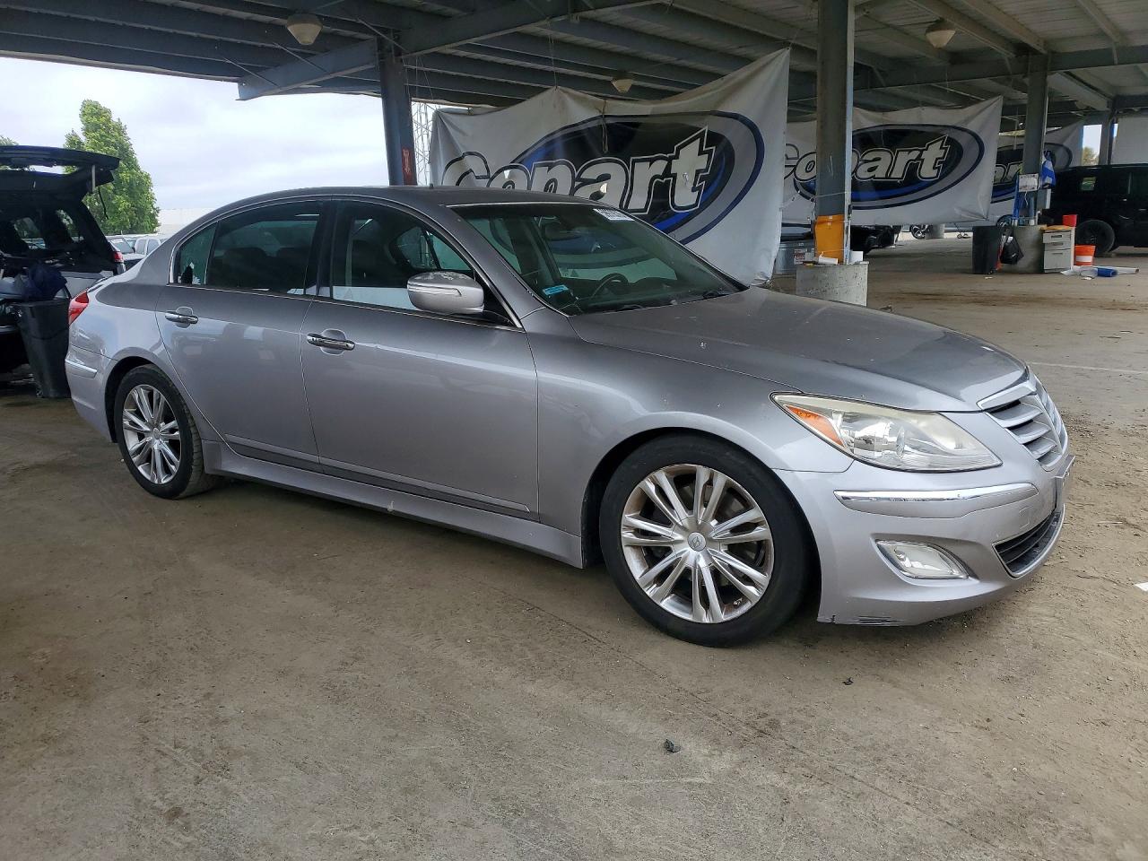 2012 HYUNDAI GENESIS