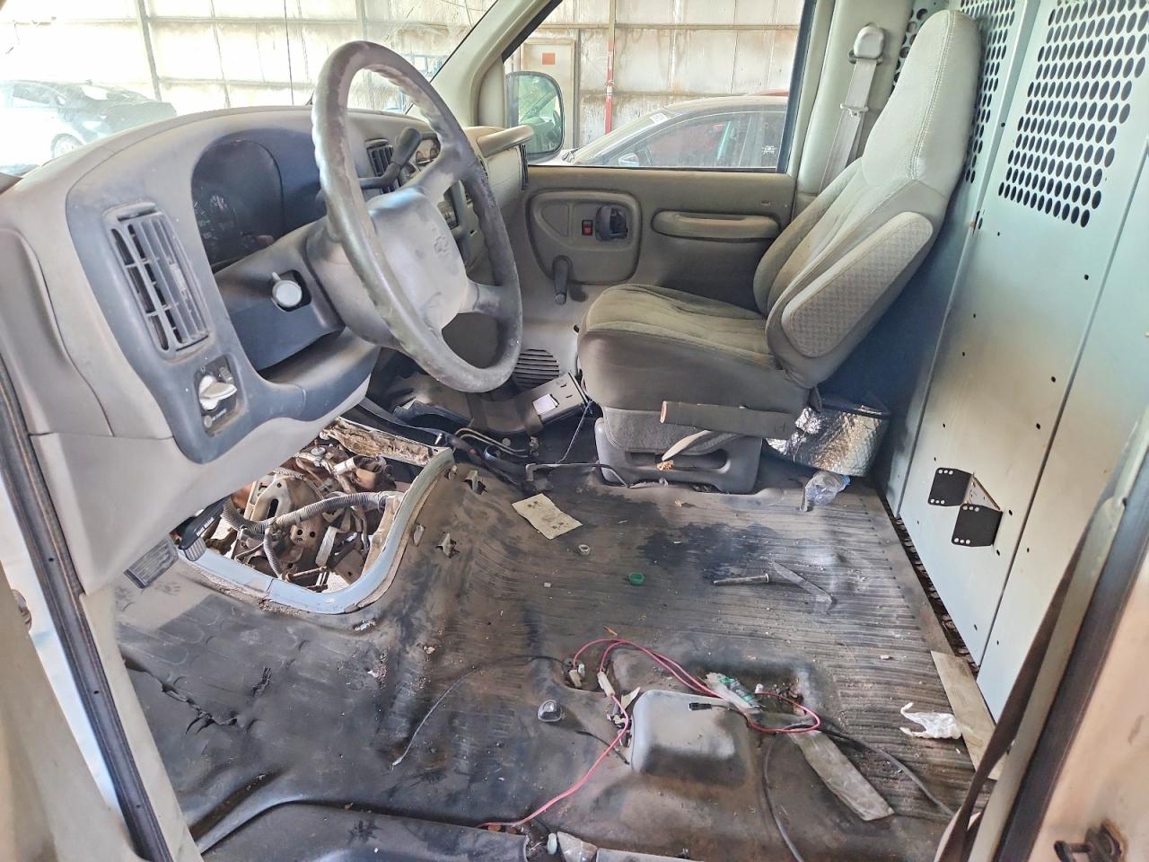 1999 CHEVROLET EXPRESS
