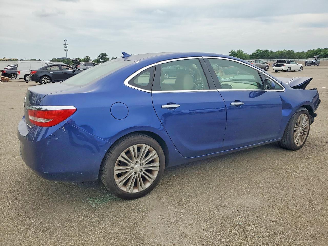 2013 BUICK VERANO
