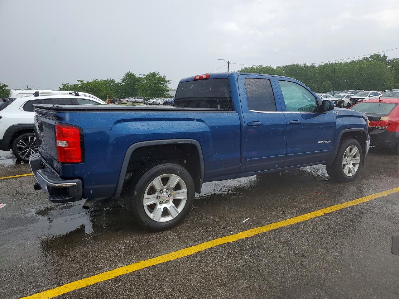 2015 GMC SIERRA