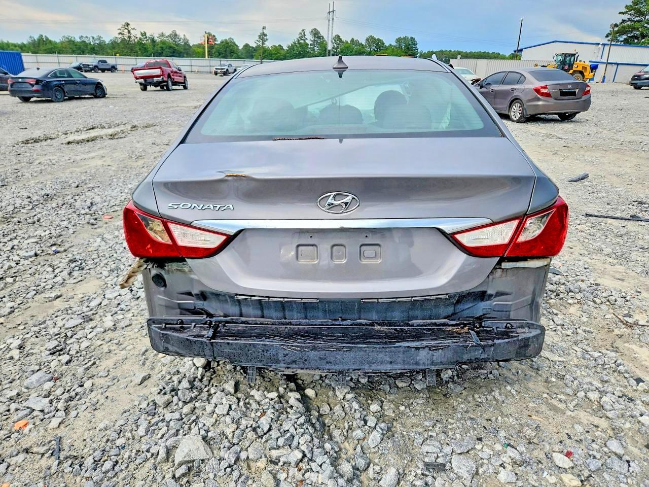 2013 HYUNDAI SONATA