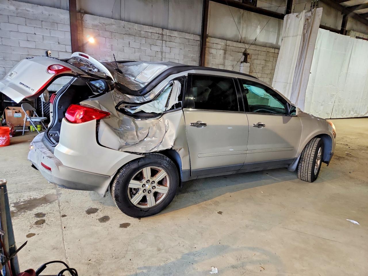 2011 CHEVROLET TRAVERSE