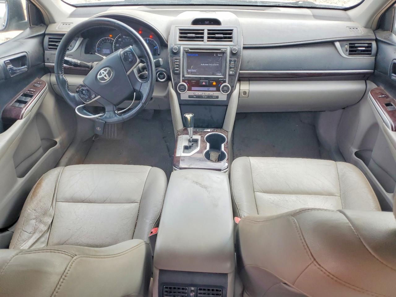 2014 TOYOTA CAMRY