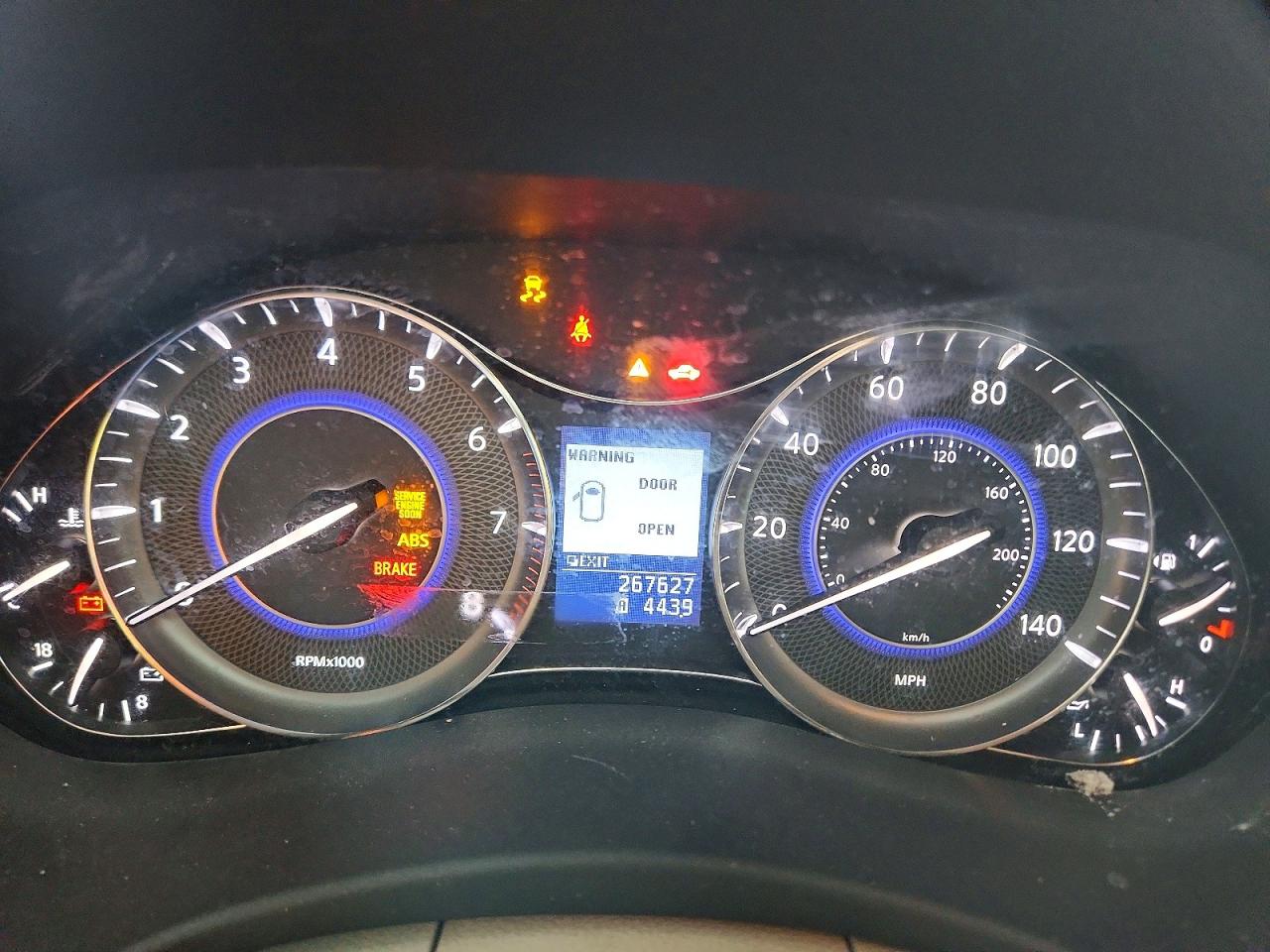 2011 INFINITI QX56