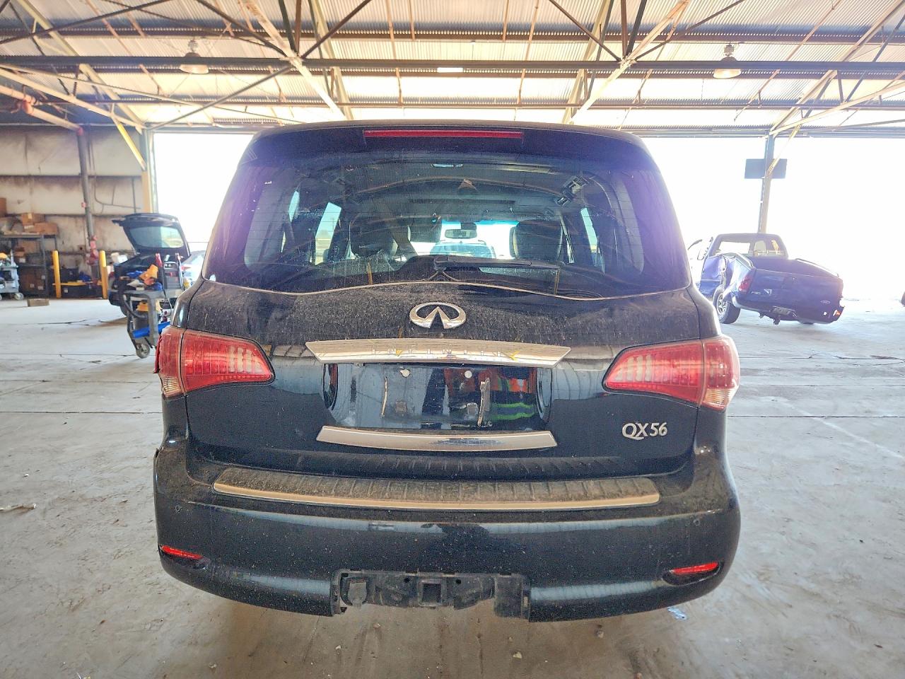 2011 INFINITI QX56