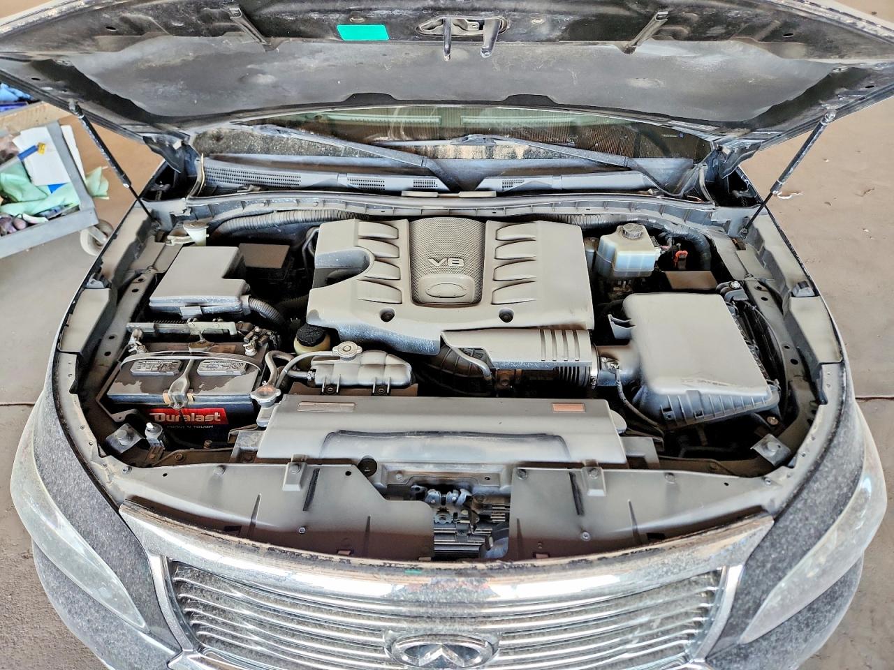 2011 INFINITI QX56