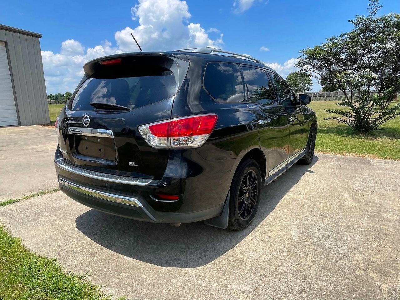 2015 NISSAN PATHFINDER