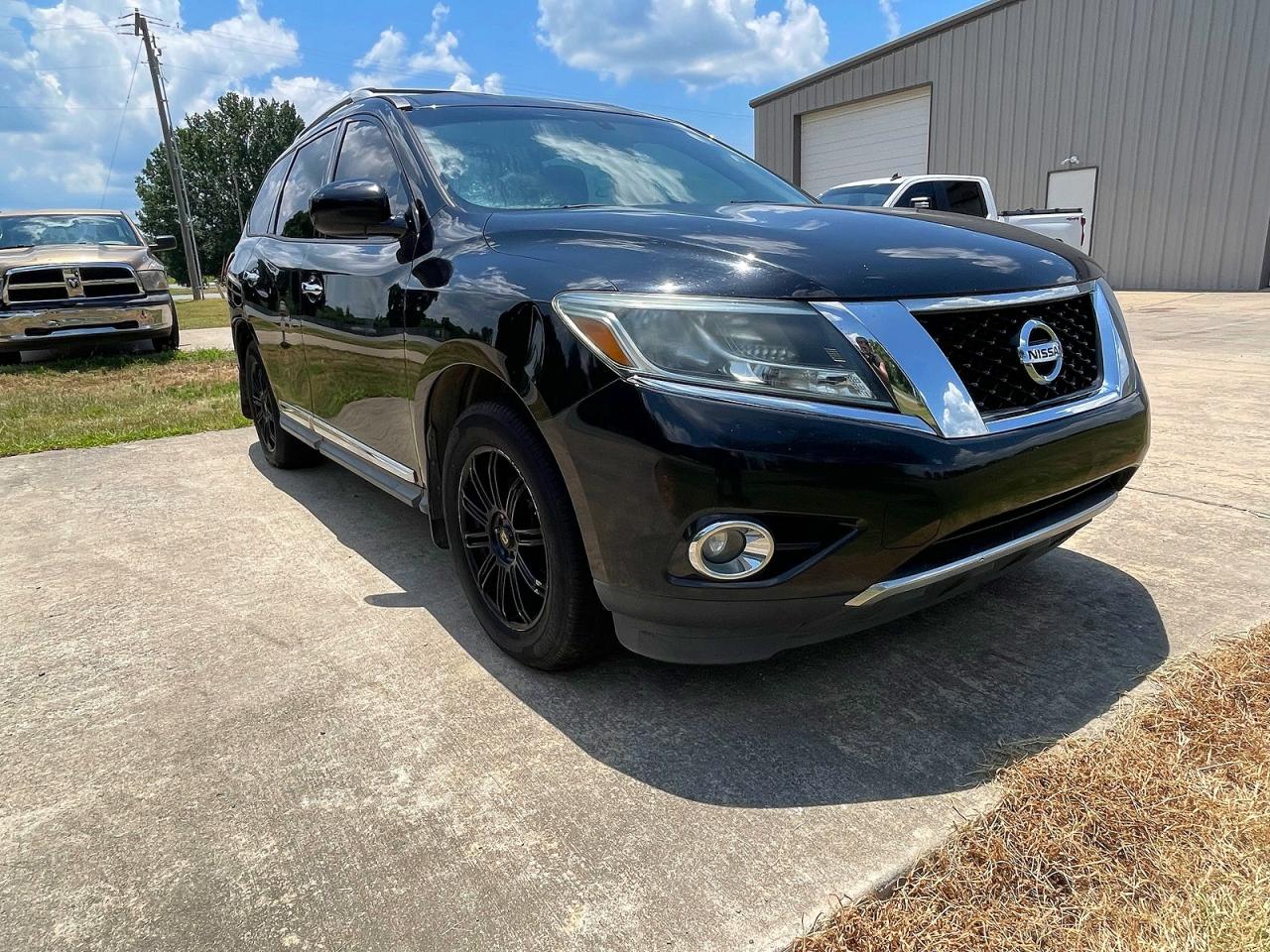 2015 NISSAN PATHFINDER
