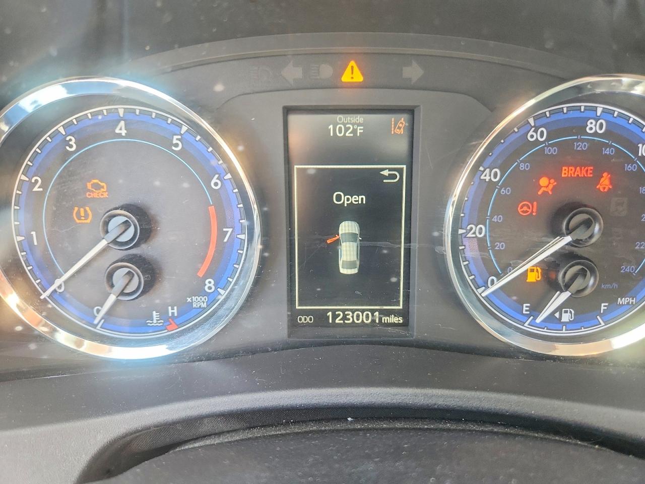 2017 TOYOTA COROLLA