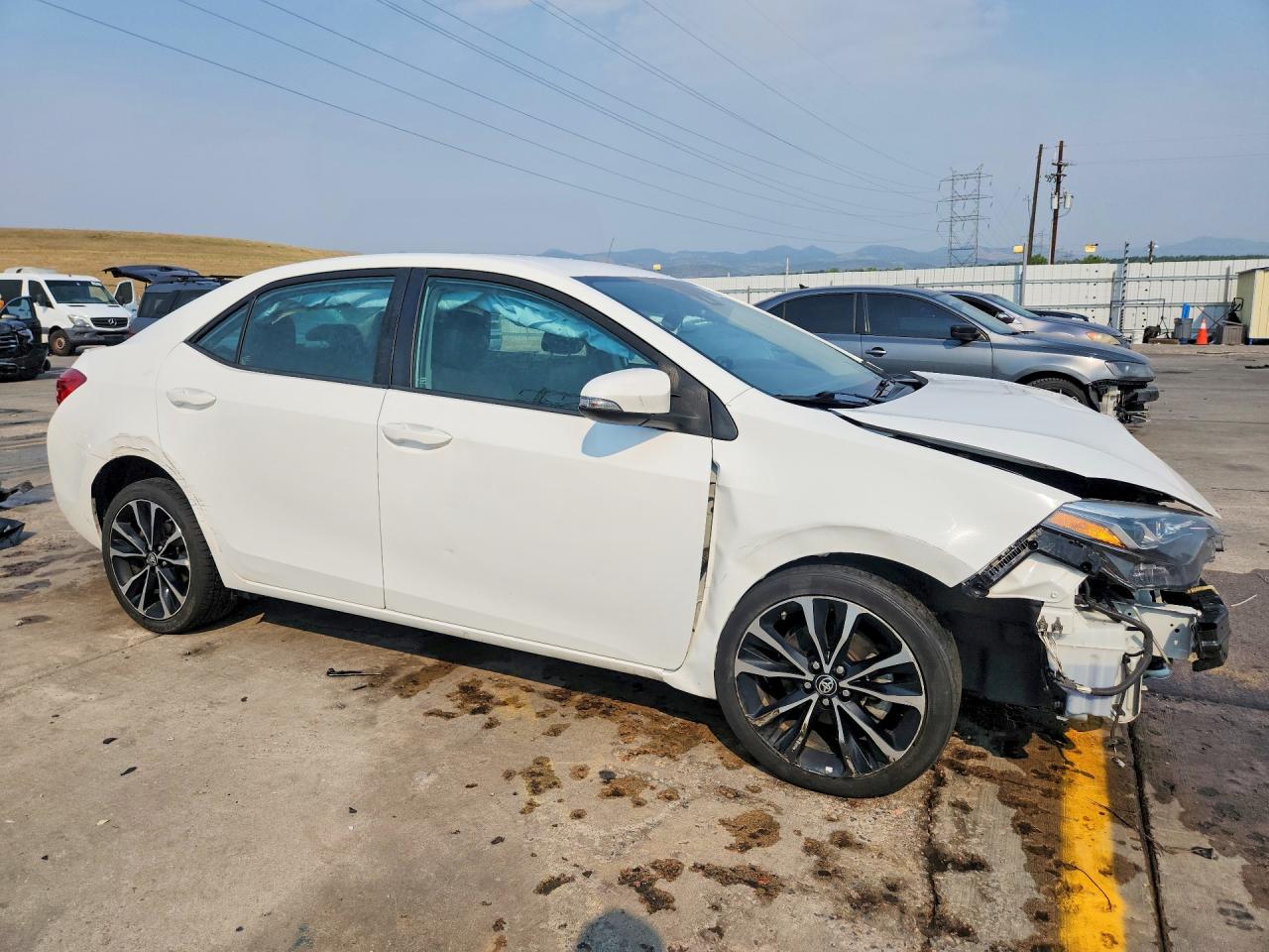2017 TOYOTA COROLLA