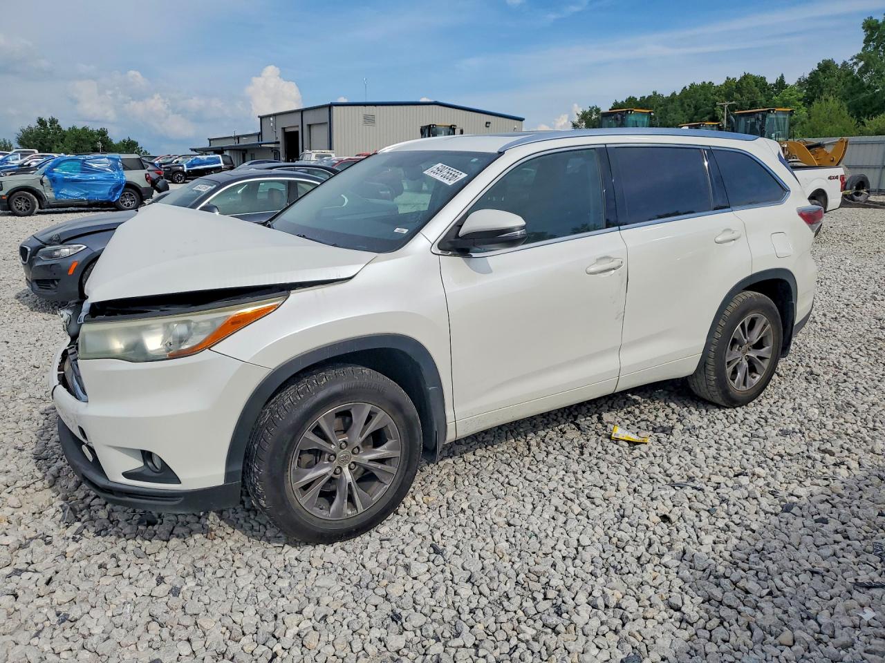 2015 TOYOTA HIGHLANDER