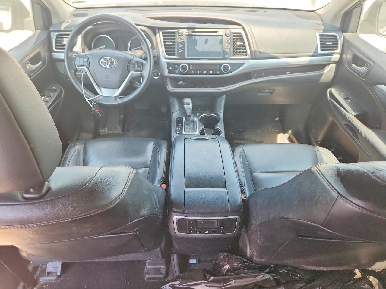 2015 TOYOTA HIGHLANDER