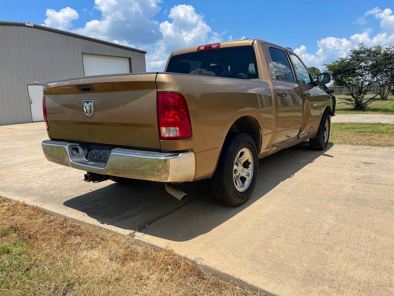 2011 DODGE RAM 1500