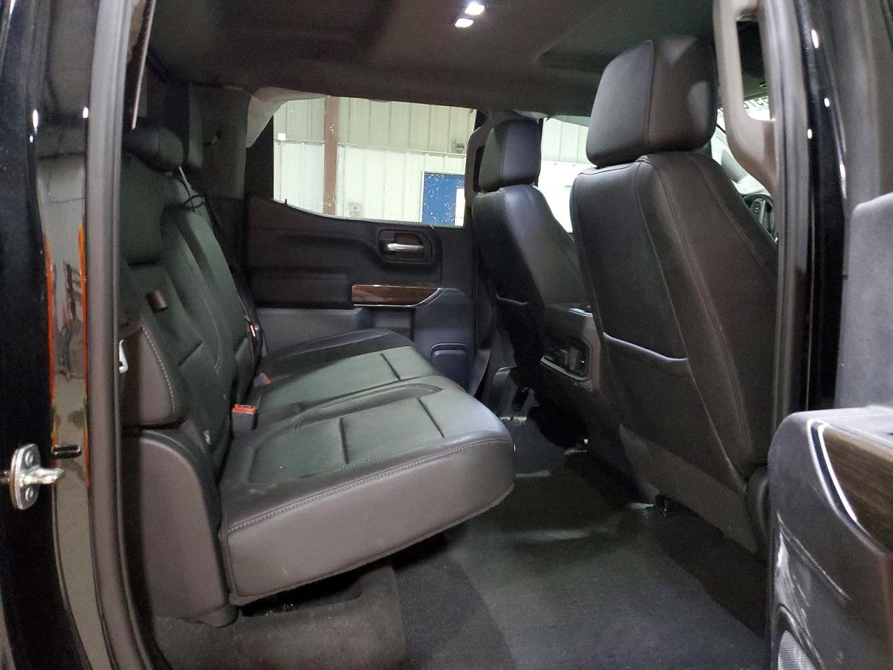 2021 CHEVROLET SILVERADO