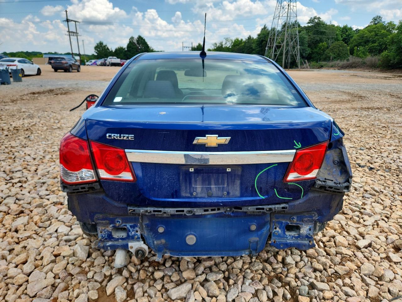 2013 CHEVROLET CRUZE