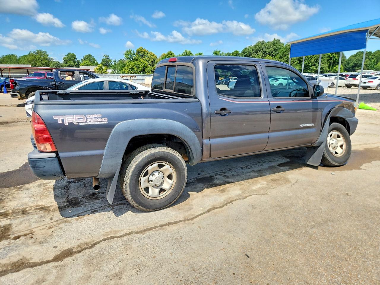 2015 TOYOTA TACOMA