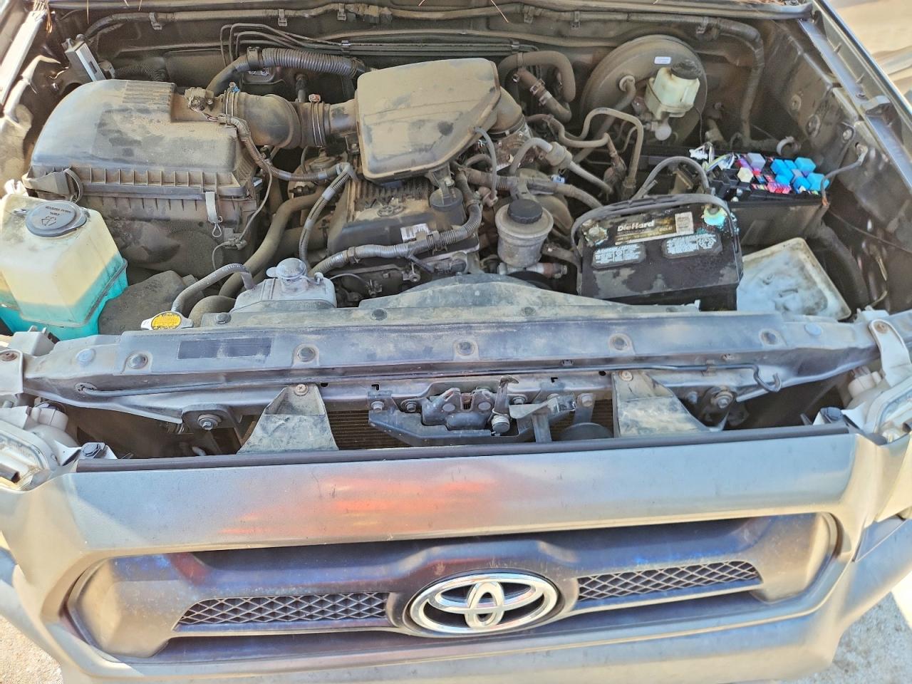 2015 TOYOTA TACOMA