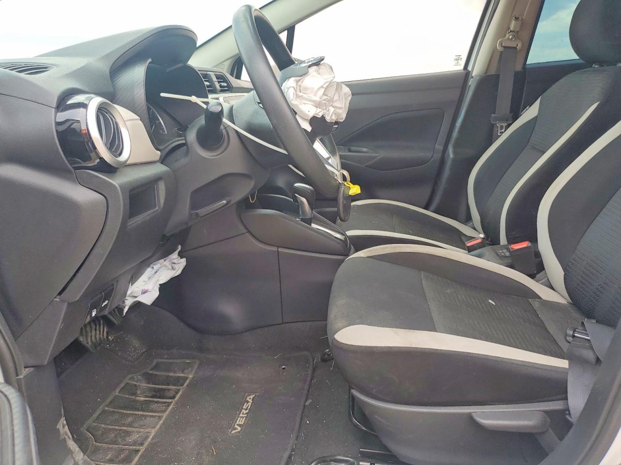 2021 NISSAN VERSA