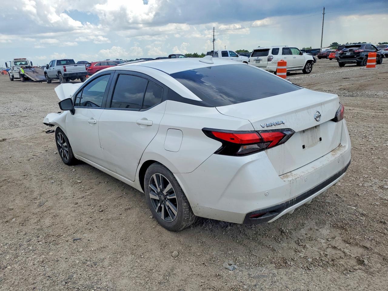 2021 NISSAN VERSA
