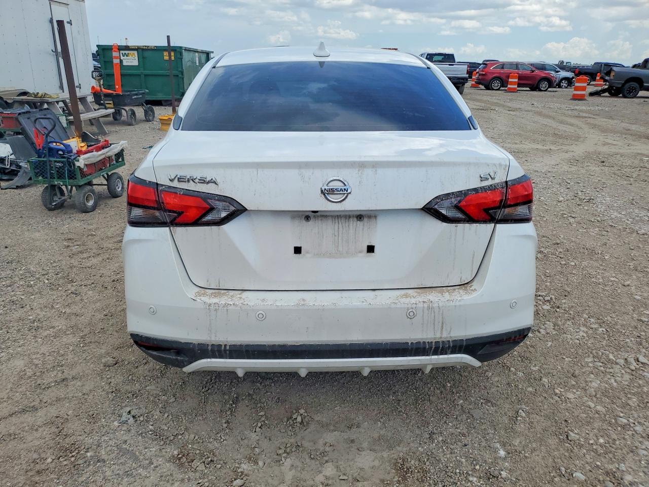 2021 NISSAN VERSA