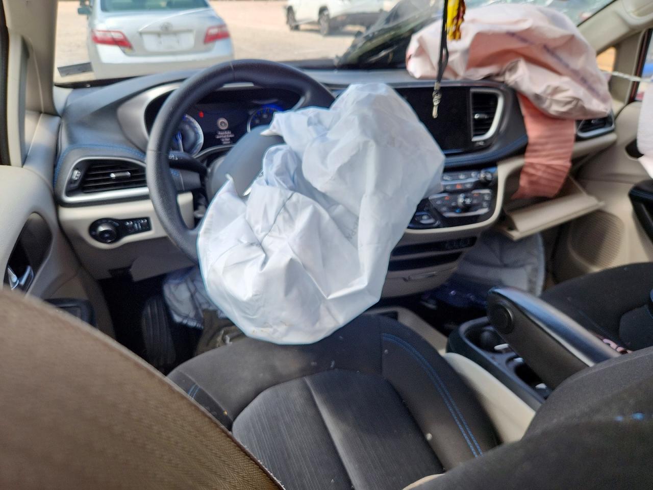 2021 CHRYSLER PACIFICA