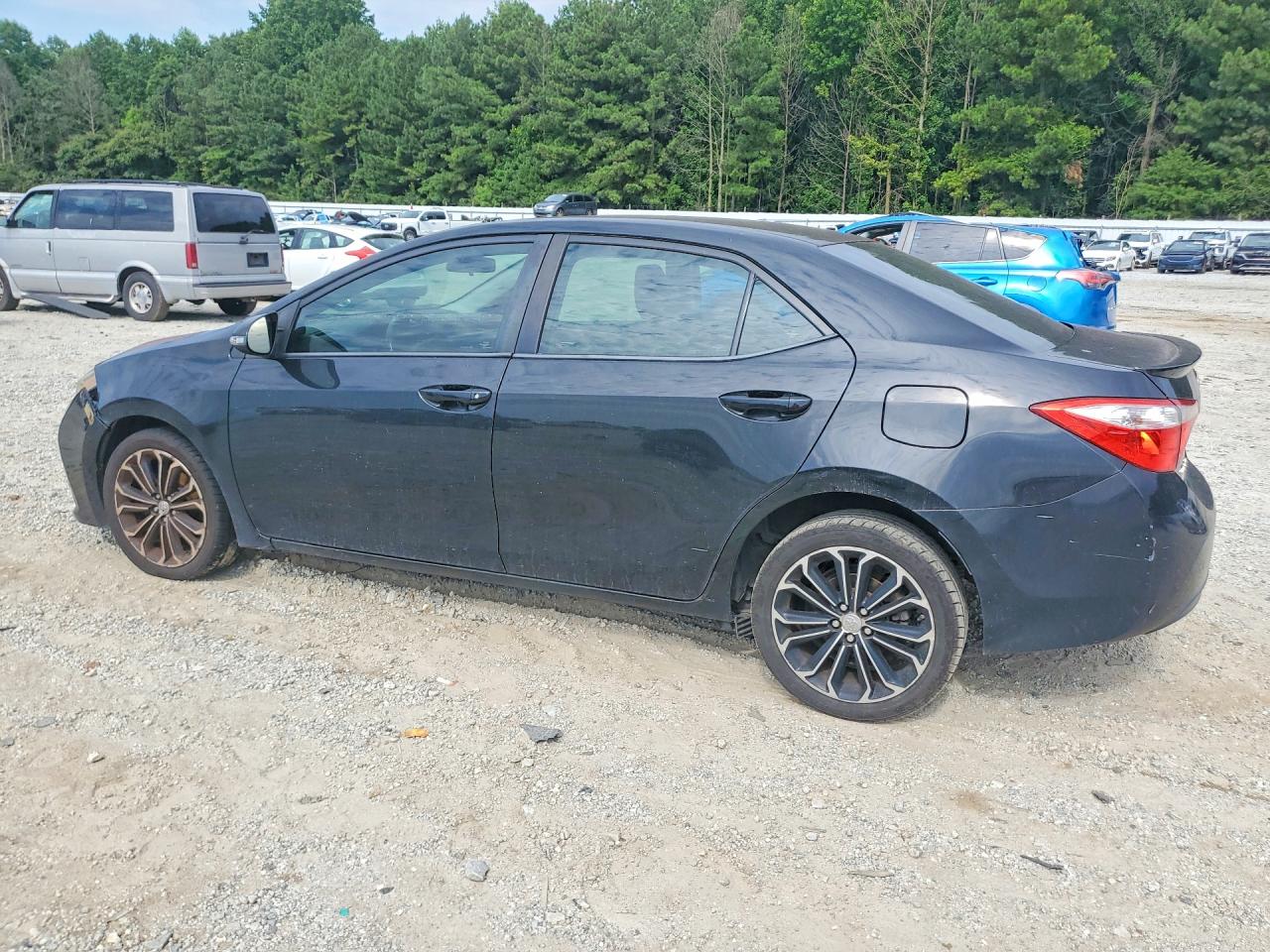 2015 TOYOTA COROLLA