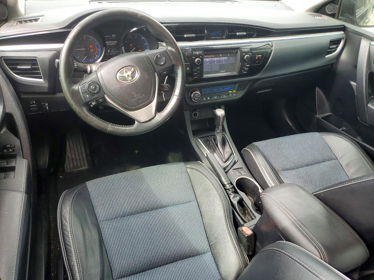 2015 TOYOTA COROLLA