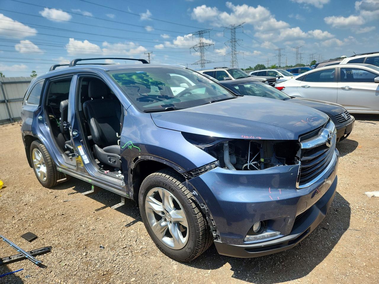 2015 TOYOTA HIGHLANDER