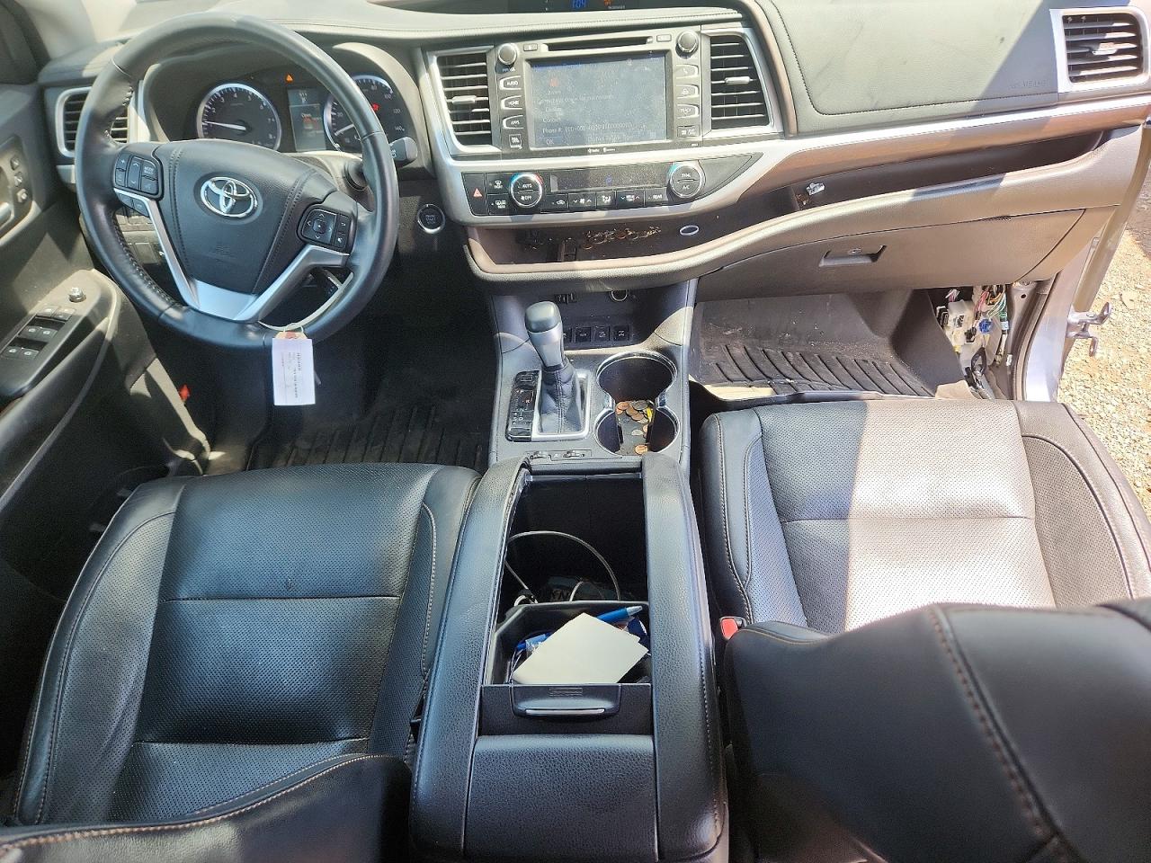 2015 TOYOTA HIGHLANDER