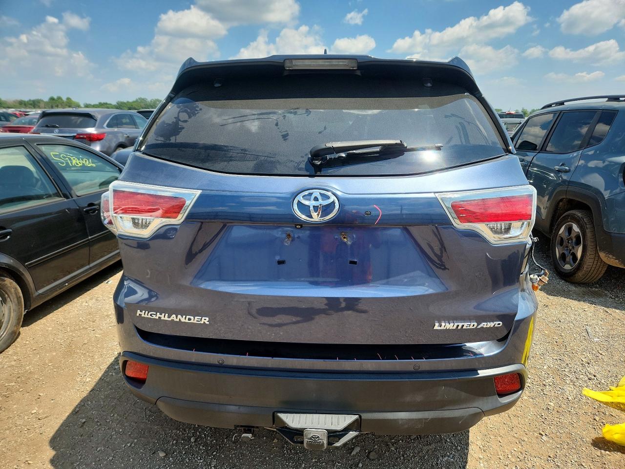 2015 TOYOTA HIGHLANDER