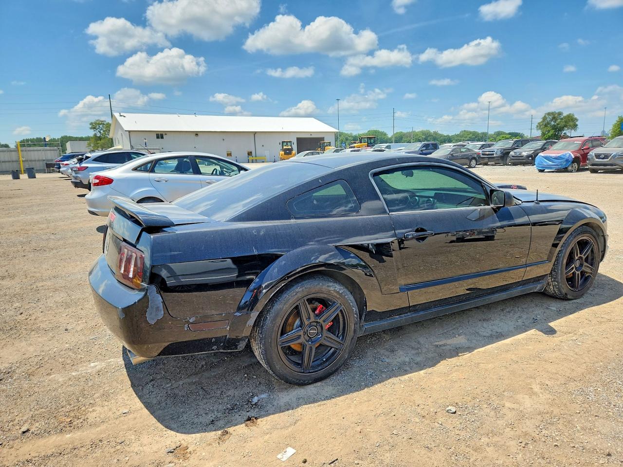 2005 FORD MUSTANG
